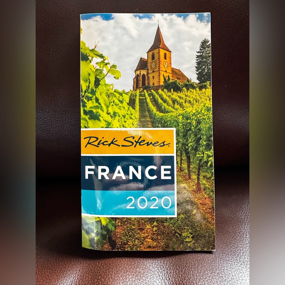 Rick Steven’s France 🇫🇷 travel guide NWT